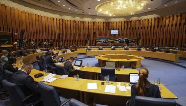 Danas hitna sjednica o ukidanju akciza na gorivo i PDV-u