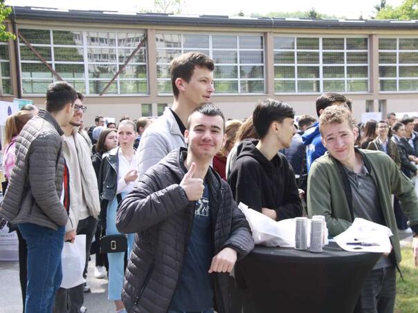 Danas isplaćene studentske stipendije Ministarstva obrazovanja, nauke, kulture i sporta ZDK