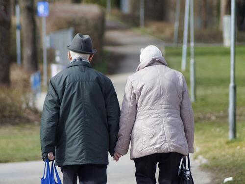Danas isplata u FBiH: 296 miliona KM za 457.000 penzionera