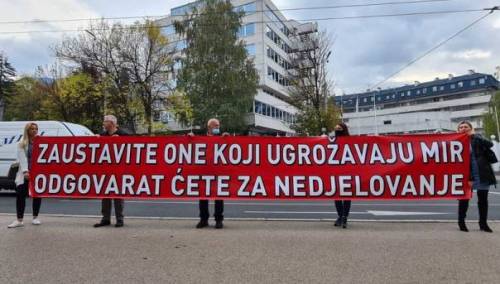 Danas mirni protesti ispred zgrade OHR-a
