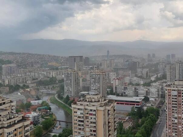 Danas oblačno, na planinama moguć slab snijeg