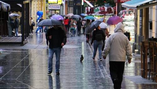 Danas oblačno sa kišom prijepodne, nove padavine tokom noći na subotu