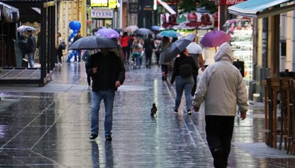 Danas oblačno sa kišom prijepodne, nove padavine tokom noći na subotu