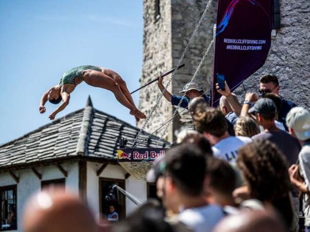 Mostar krcat: Danas odlučujuća runda Red Bull Cliff Diving