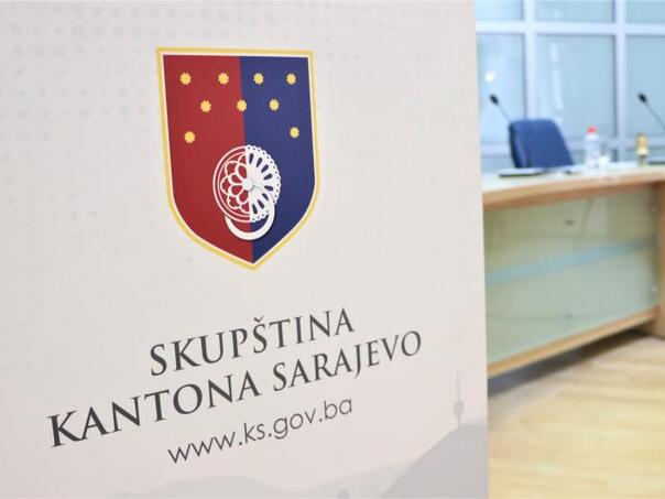 Danas press SDA, SBiH i DF-a u zgradi Kantona Sarajevo