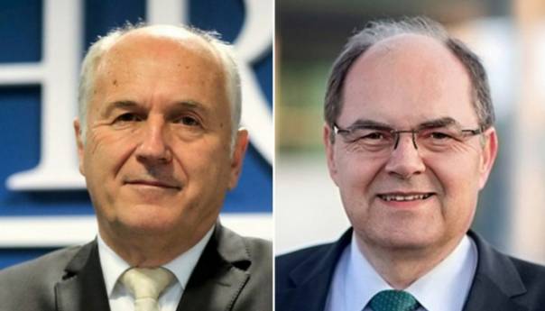 Danas primopredaja dužnosti između Schmidta i Inzka