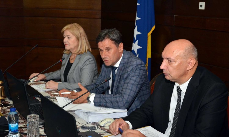 Vlada FBiH danas o ekonomskim mjerama za pomoć privredi