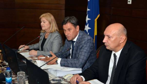 Vlada FBiH danas o ekonomskim mjerama za pomoć privredi