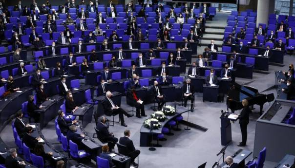 Danas sjednica Bundestaga, najavljena rasprava o BiH