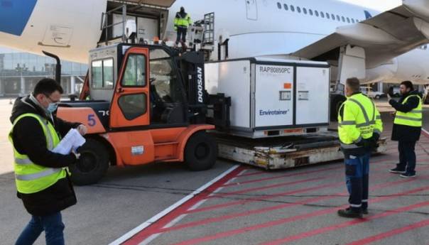 Danas stiže 500.000 vakcina koje je kupila FBiH