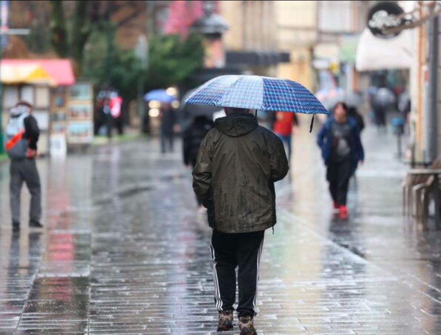 Danas sunčano, ali stižu iznenadni pljuskovi u BiH
