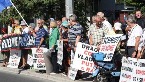 Danas u 13 sati nastavak protesta ispred OHR-a