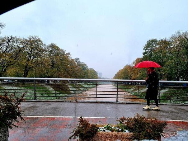 Danas u BiH oblačno sa kišom, upozorenje na jak vjetar