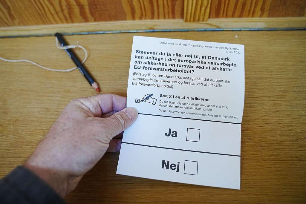 Danci na referendumu izglasali pridruženje zajedničkoj odbrambenoj politici EU