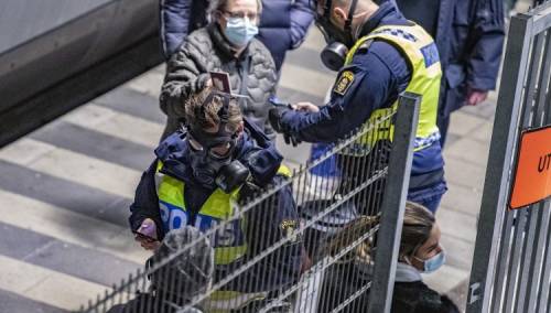 Dancu četiri mjeseca zatvora zbog kašljanja na policajca