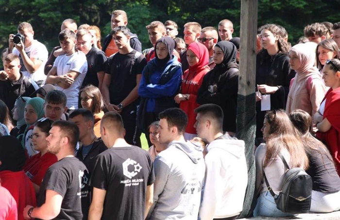 Dani Ajvatovice - Omladinski kamp kao priprema za aktivnije djelovanje u društvu
