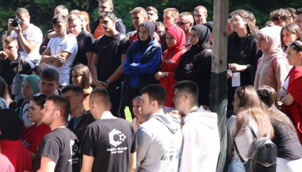 Dani Ajvatovice - Omladinski kamp kao priprema za aktivnije djelovanje u društvu