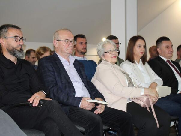 Dani Ajvatovice: U Gornjem Vakufu predstavljena knjiga "Kako sačuvati Bosnu"