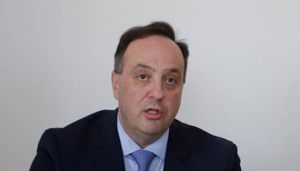 Debevec negira optužbe: Objaviću poruke, i one u kojima mi Tadić prijeti