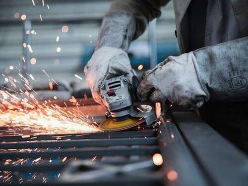Decembarski promet industrije u BiH manji za dva posto