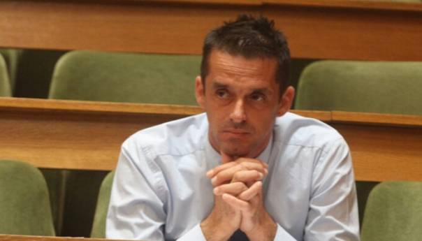 Dedić: Hitno ispitati slučaj “Azil za pse”