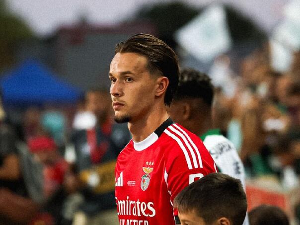 Dedić oduševio upravu Benfice, komplimenti stižu sa svih strana