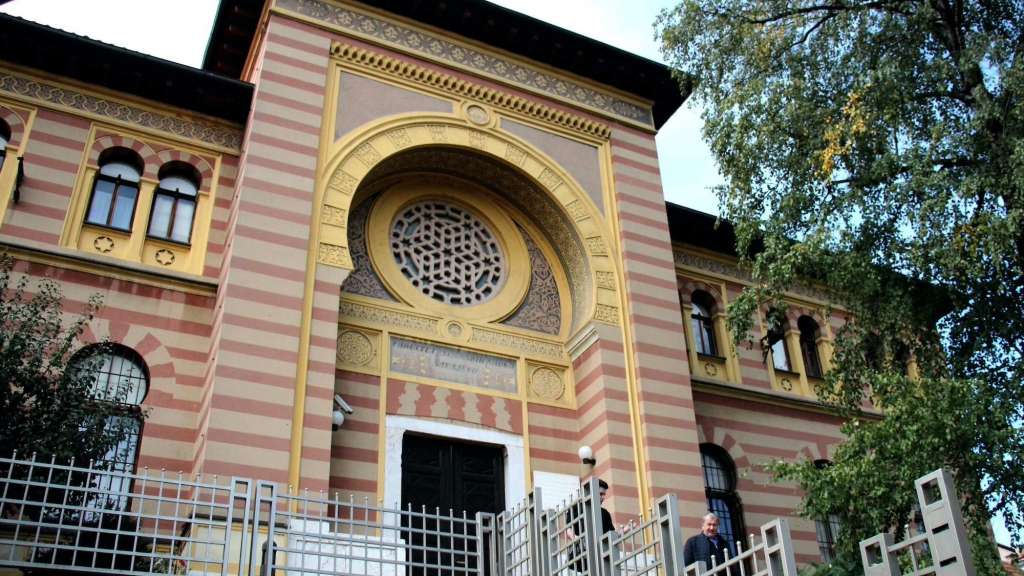 Dekan FIN-a: Nastojimo u akademskom smislu biti most između Istoka i Zapada
