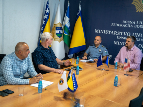 Delegacija američke ambasade s rukovodstvom MUP-a USK-a o sigurnosnim izazovima