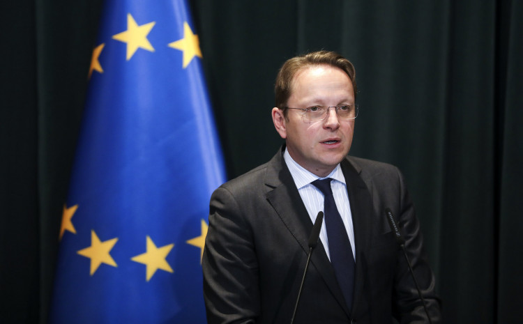 Delegacija EU: Varhelji se usprotivio Dodiku