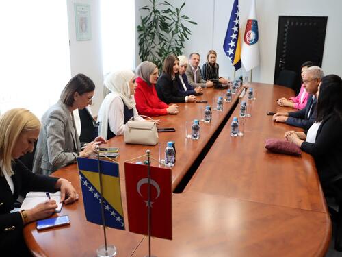 Delegacija iz Turske u posjeti Ministarstvu za obrazovanje KS i osnovnim školama s Ilidže