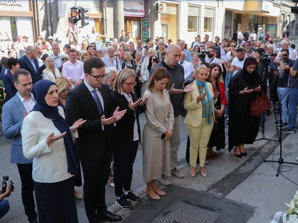 Delegacija Kantona Sarajevo obilježila 30. godišnjicu masakra na Markalama