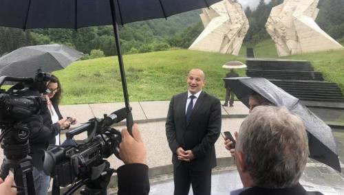 Milanovićev šef kabineta na Sutjesci odao počast poginulim antifašistima