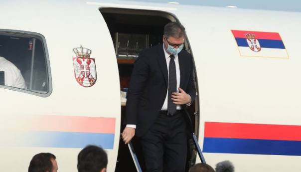 Delegacija Srbije predvođena Vučićem stigla u Banja Luku
