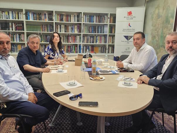Delegacija Svjetskog Kongresa Ujgura posjetila Vijeće Kongresa bošnjačkih intelektualaca