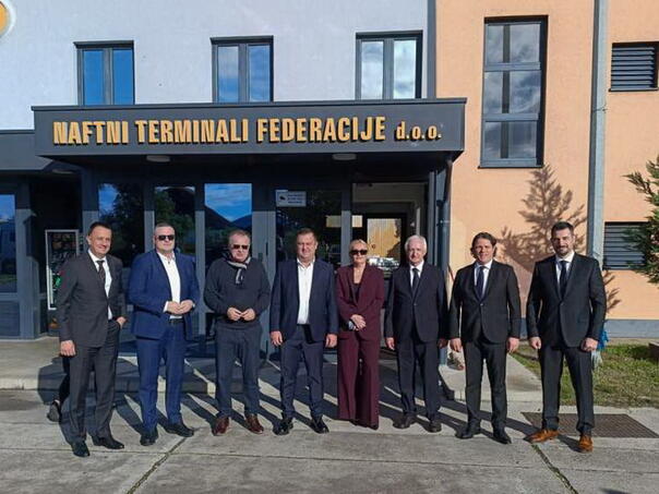 Delegacija Vlade FBiH posjetila NTF Ploče: Terminali jedan od najvažnijih resursa za stabilno snabdijevanje domaćeg tržišta