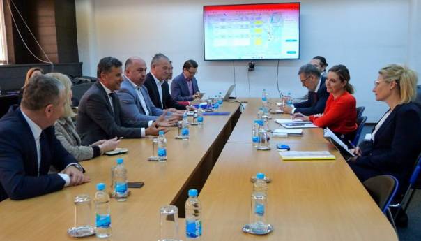 Delegacija Vlade FBiH sa predstavnicima EBRD-a i EIB-a o Koridoru Vc