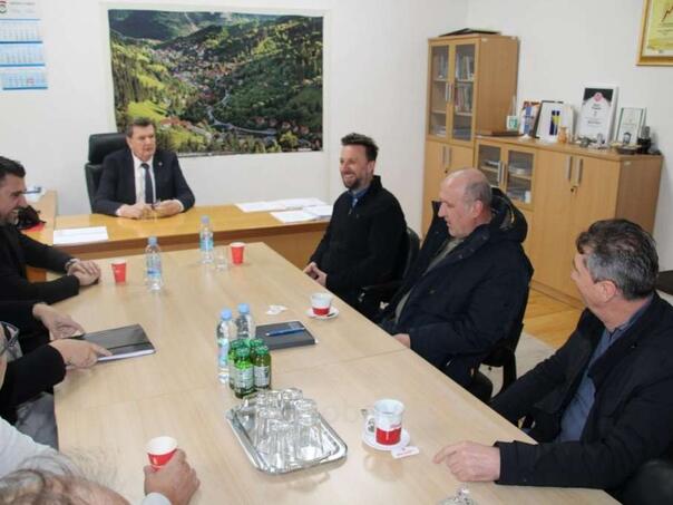 Delegacija Vlade ZDK posjetila Općinu Vareš gdje će uložiti značajna sredstva u putnu infrastrukturu