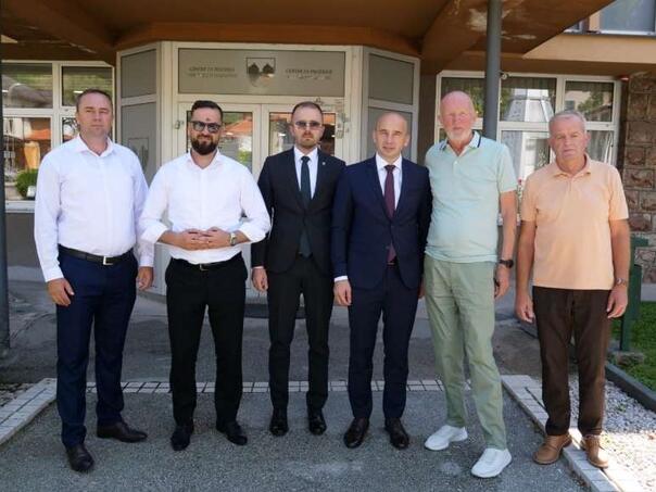 Delegacija Vlade ZDK u posjeti općini Olovo: Podrška infrastrukturnim projektima