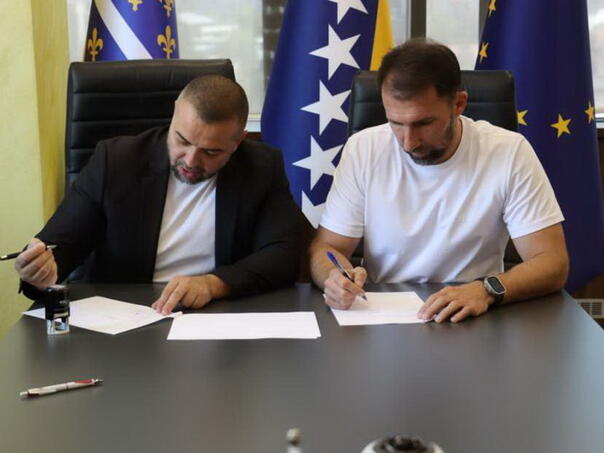 Delić i Karalić potpisali Sporazum "Obrok za obrok": Institucije i humanost na istoj strani