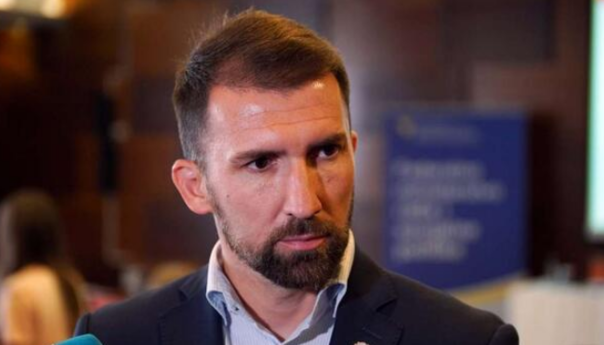 Delić: Novinari moraju imati slobodu da rade svoj posao bez straha