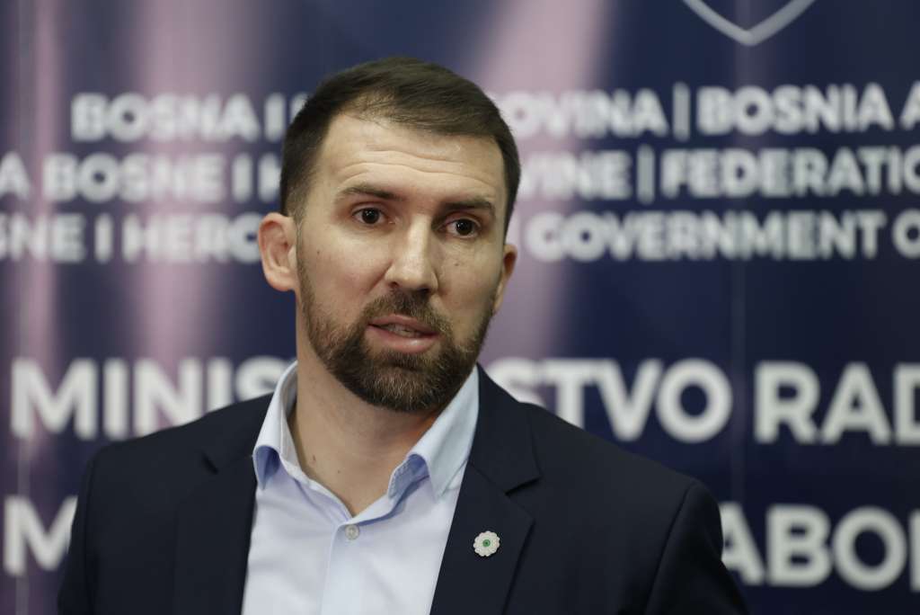 Delić potpisao Sporazum o finansiranju banjskog liječenja i rehabilitacije penzionera