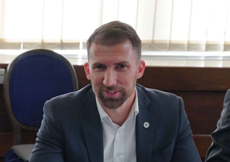 Delić: Usvojena dopuna Zakona o radu kojom se omogućava rad studentima