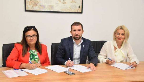 Delić: Uz podršku Ministarstva privrede KS farma mlijeka Butmir nastavlja ulaganja u proizvodnju