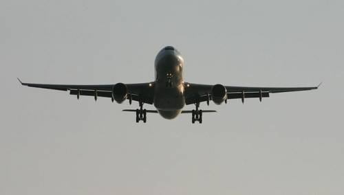 Delta i American Airlines suspenduju letove prema Kini zbog koronavirusa