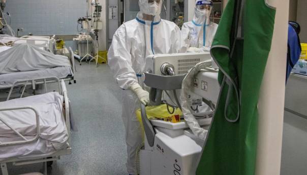 Delta varijanta udvostručuje rizik hospitalizacije