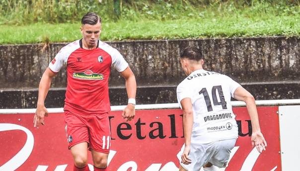 Demirović na debiju postigao dva gola za Freiburg