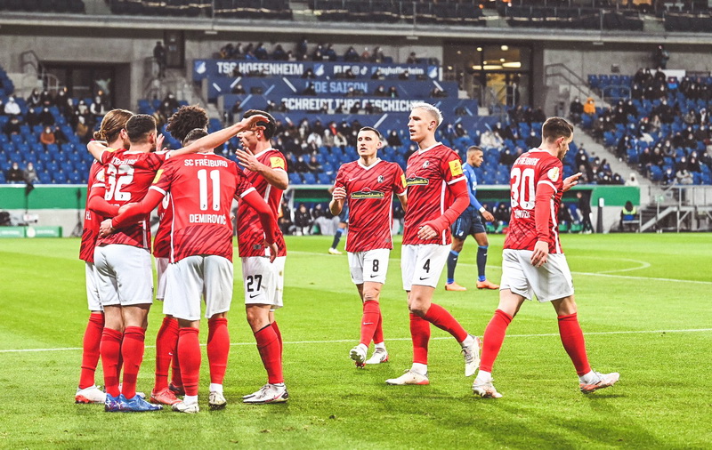 Demirović postigao gol i asistirao za Freiburg