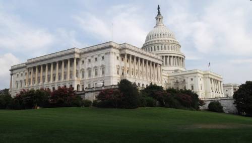Demokrati i Trumpova administracija blizu dogovora o paketu pomoći ekonomiji