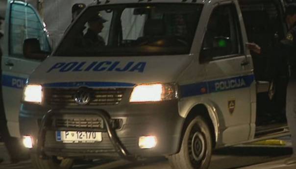 Demonstranti napali premijera i ministra