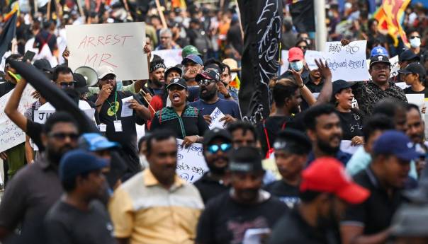 Demonstranti u Šri Lanki traže ostavku predsjednika, policija ih otjerala